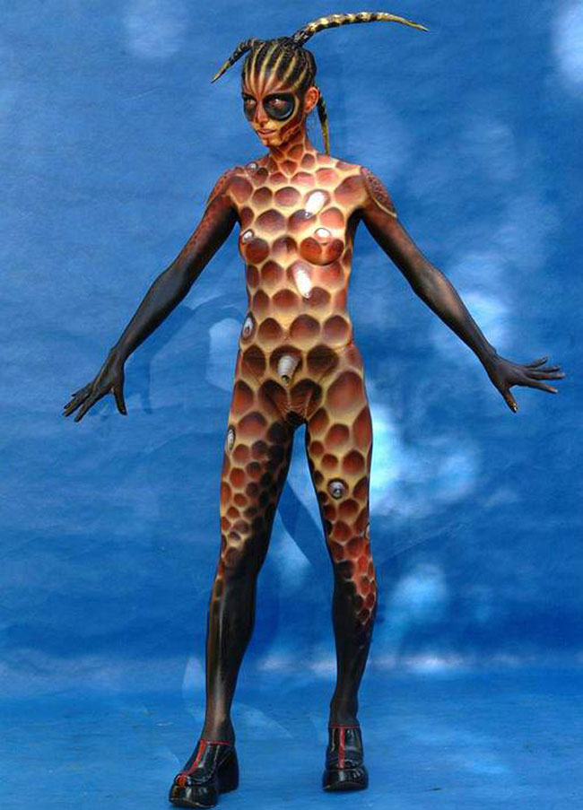 Fantasy body art work illusions picture 3d opticals visuals