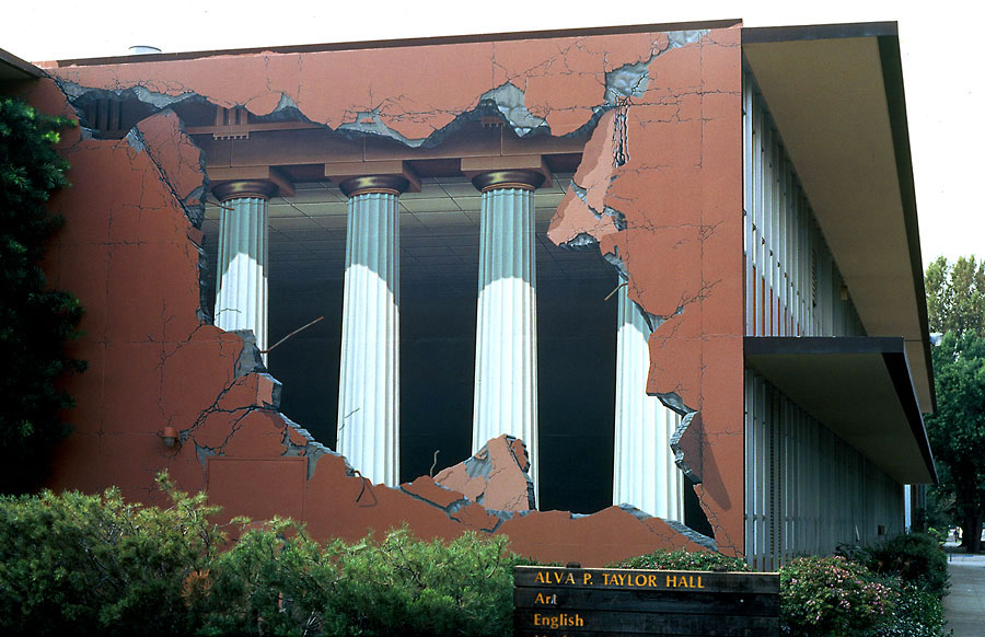 Fantasy art walls surreal trompe l'oeil artist focusing primarily on mural painting